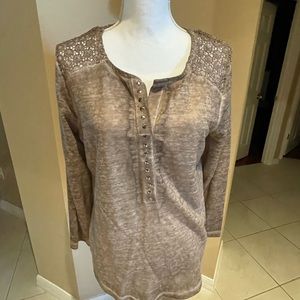 Venus Henley Top